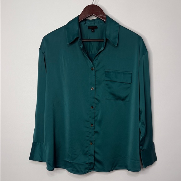 Who What Wear Teal Satin Button-Up Blouse Size Medium - Picture 3 of 8